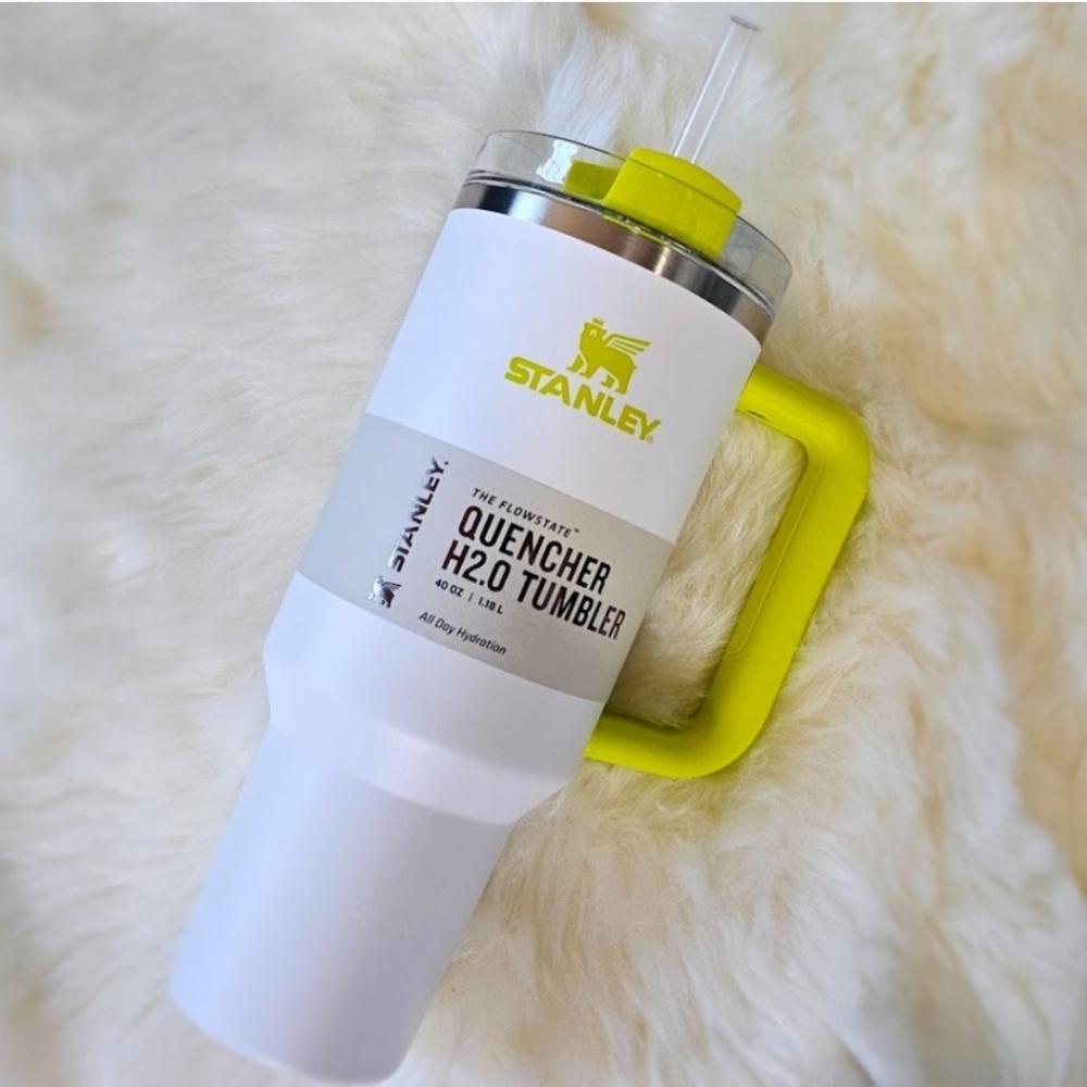 Stanley Flowstate Quencher H2.0 Tumbler In Frost/Electric Yellow - 40oz
